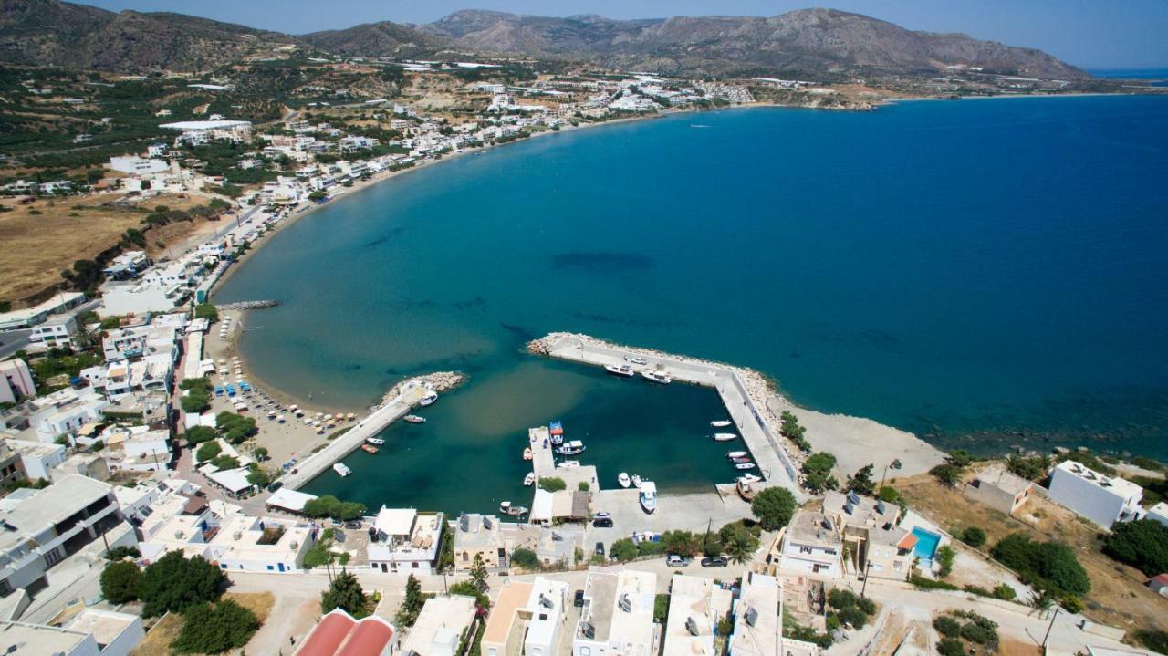 Villa NOTOS Makrýgialos Esterno foto