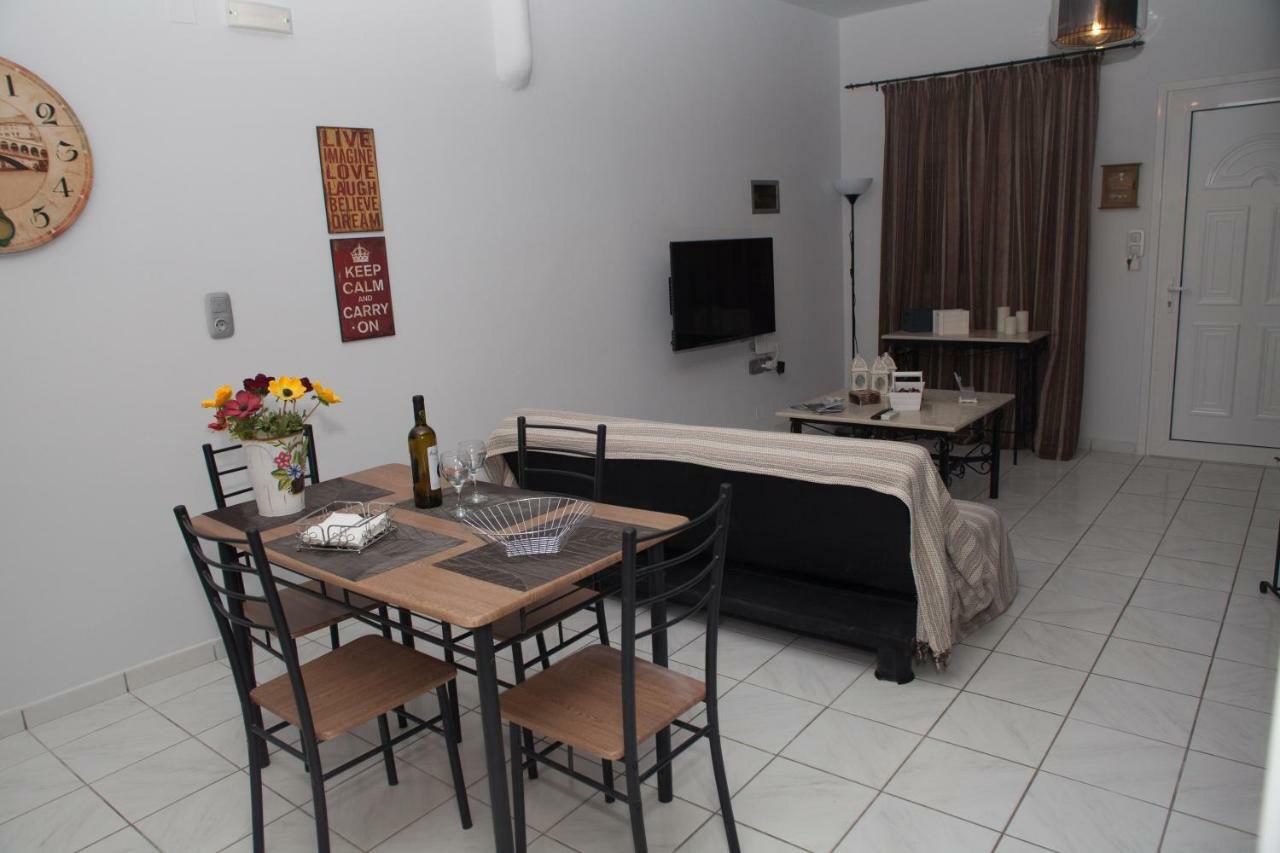 Villa NOTOS Makrýgialos Esterno foto
