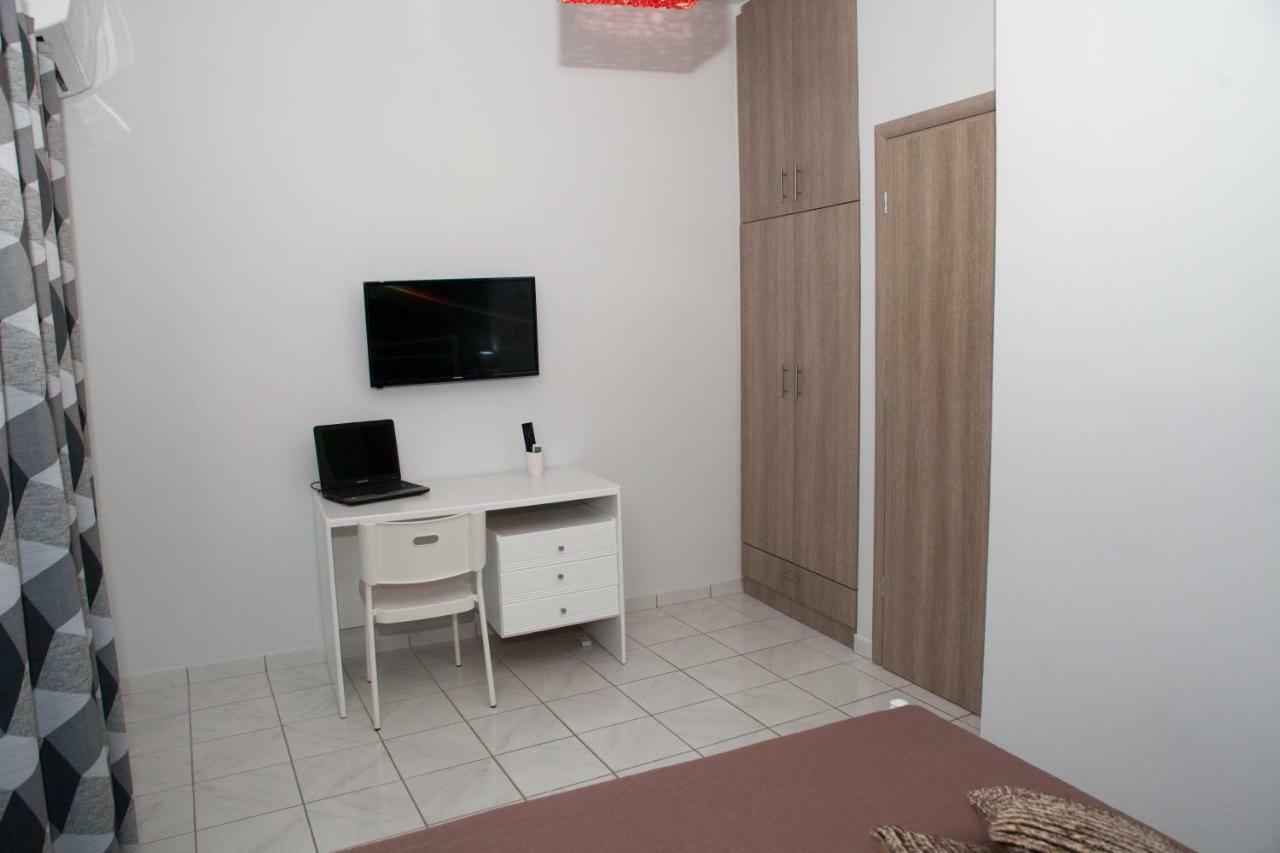 Villa NOTOS Makrýgialos Esterno foto